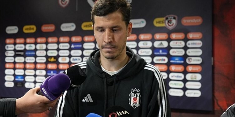 Salih’le yollar ayrılıyor