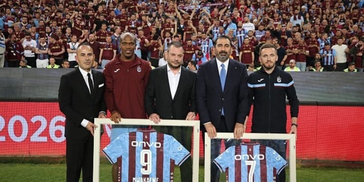 Trabzonspor Visca ve Nwakaeme’ye veda etti!