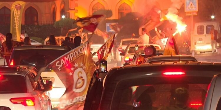 Türkiye uyumadı