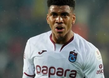Zenit’in Augusto ısrarı