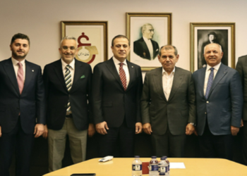 1905 GSYİAD’dan Galatasaray Kulübü Başkanı Dursun Özbek’e ziyaret