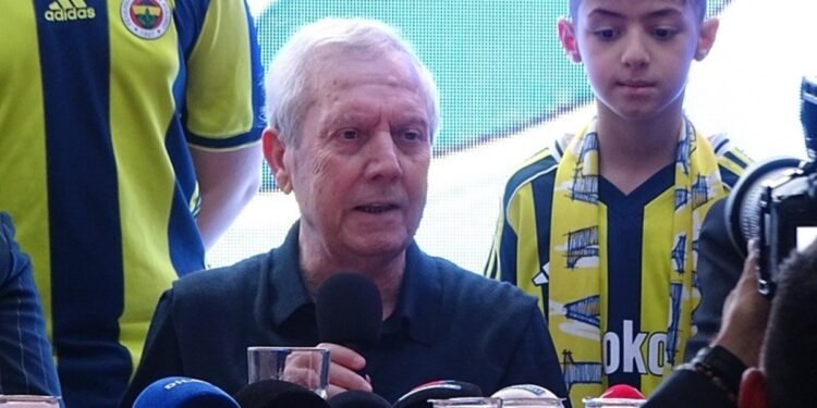 Aziz Yıldırım: Fenerbahçe’nin yeniden yükseliş dönemini başlatacağız