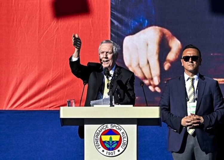 Aziz Yıldırım’dan Bundesliga’ya damga vuran sol beke kanca! Başkan seçildiği takdirde…