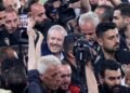 Aziz Yıldırım’ı destekleyenler zaferi böyle kutladı!