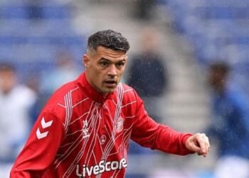 Beşiktaş yeni orta sahasını Premier Lig’de buldu! İtaliano’dan transfere onay