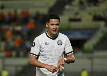 Beşiktaş’a Paraguaylı golcü! Geçmişte de gündeme gelmişti
