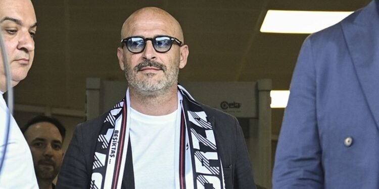 Beşiktaş’ta Vincenzo Italiano dönemi resmen başladı! İşte sözleşme detayları