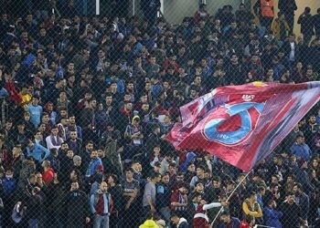 Divan Kurulu’ndan taraftarlara çağrı