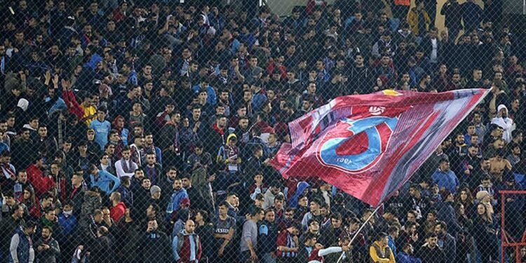 Divan Kurulu’ndan taraftarlara çağrı