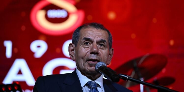 Dursun Özbek’ten Fenerbahçe’ye gönderme!