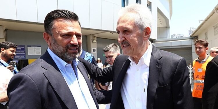 Efsaneler hazır bulundu