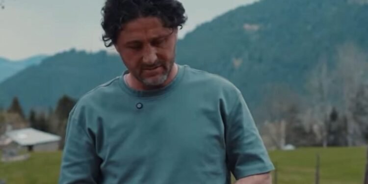 Fatih Tekke’nin kameramanla güldüren diyaloğu