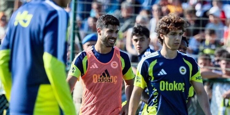 Fenerbahçe yeni sezon hazırlıklarını sürdürdü