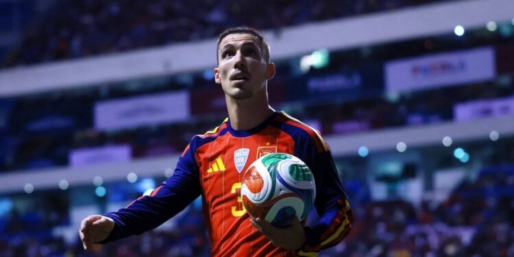 Fenerbahçe’de Alejandro Grimaldo yarışı!