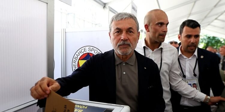 Fenerbahçe’de Aykut Kocaman’ın teknik ekibi netleşiyor! İşte o isimler