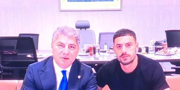 Fenerbahçe’de başkan adayı Hakan Safi, Merih Demiral transferini açıkladı!