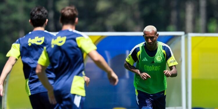 Fenerbahçe’de hazırlıklar tam gaz devam!