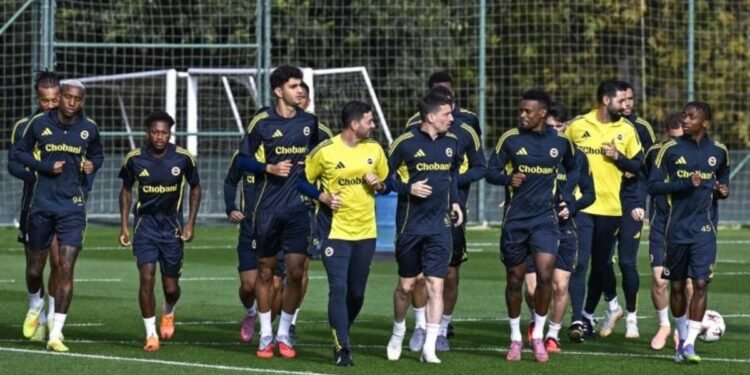 Fenerbahçe’de yıldız isim Gornik Zabrze maçlarında yok!