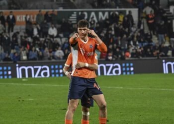 Fenerbahçe’den Shomurodov için tarihi takas teklifi! İşte önerilecek 3 isim