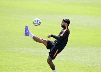 Fenerbahçe’den transferde Memphis Depay bombası!
