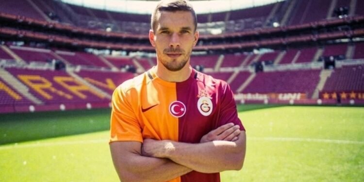 Fenerbahçe’nin Şampiyonlar Ligi’ndeki rakibi Gornik Zabrze’de Lukas Podolski detayı