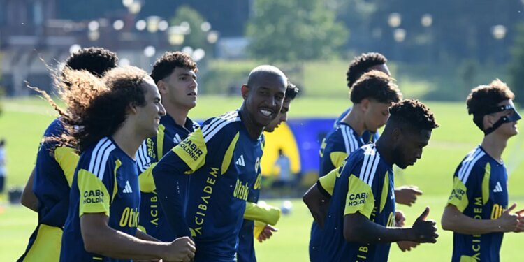 Fenerbahçe’nin yıldızına Hull City kancası! Transferde maaş detayı