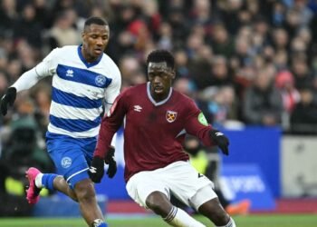 Galatasaray’a transferde dev rakipler!