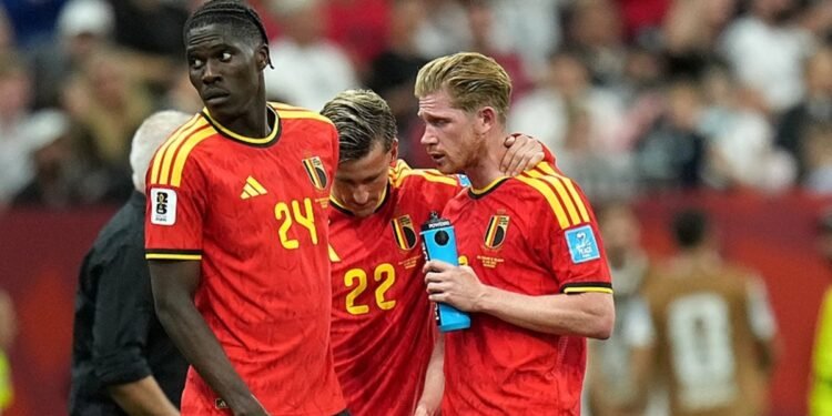Galatasaray’a transferde şok haber! O yıldız için servet talep ettiler