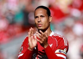 Galatasaray’a Virgil van Dijk’tan beklenen haber geldi!
