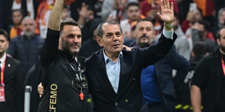 Galatasaray’da Okan Buruk ile Dursun Özbek arasında kritik toplantı!