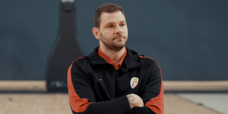 Galatasaray’da Vladimir Micov ile yollar ayrıldı