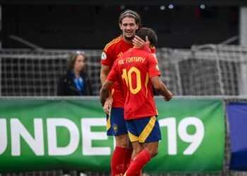 Galatasaray’dan savunmaya gençlik aşısı! Abdülkerim’in alternatifi olarak gelecek