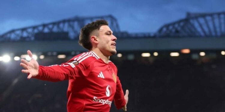 Galatasaraylıları transferde heyecanlandıran haber! Manuel Ugarte…
