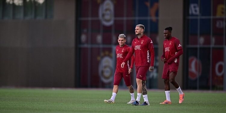 Mauro Icardi ve Lucas Torreira’dan flaş Fenerbahçe derbisi sözleri!