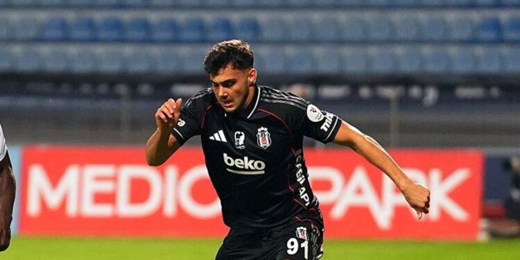 Mustafa Erhan kararı