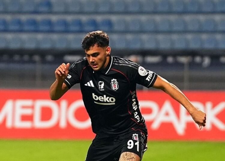 Mustafa Erhan kararı