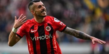 Trabzonspor Metehan Mimaroğlu transferini TFF’ye bildirdi!