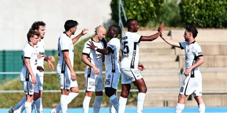 Beşiktaş ilk hazırlık maçında Gyirmot’u devirdi