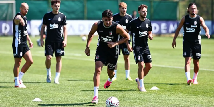 Beşiktaş yeni sezon hazırlıklarının İstanbul etabını tamamladı