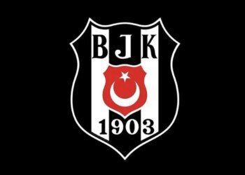 Beşiktaş’ta 4 ismin sözleşmesi uzatıldı