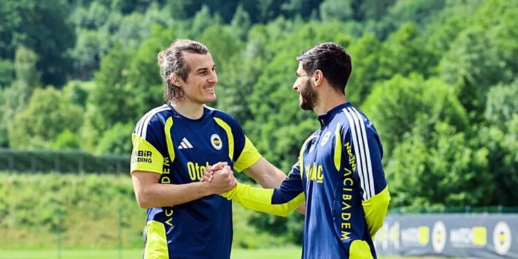 Fenerbahçe’de yeni sezon hazırlıkları sürüyor