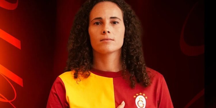 Galatasaray Kadın Futbol Takımı Patricia Morais ile sözleşme imzaladı!
