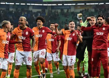 Galatasaray’da karar verildi! Yıldız isme yeni sözleşme
