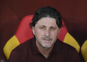 6 numara aranıyor