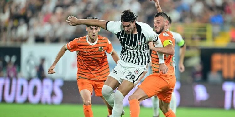 Beşiktaş Corendon Alanyaspor’a deplasmanda mağlup!