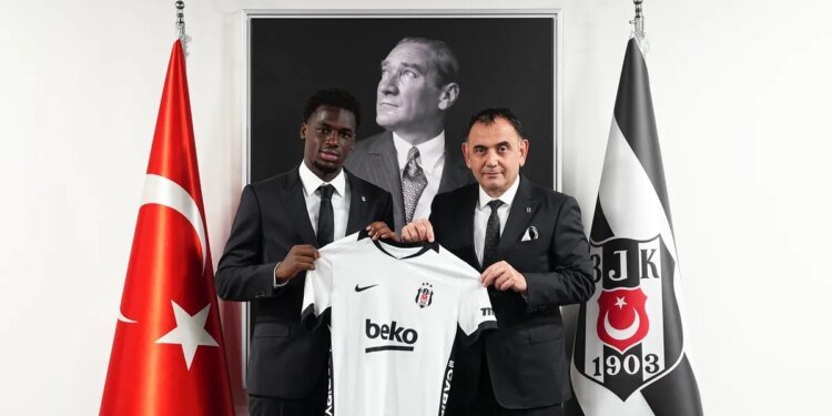 Beşiktaş, Ernest Poku’yu resmen açıkladı!