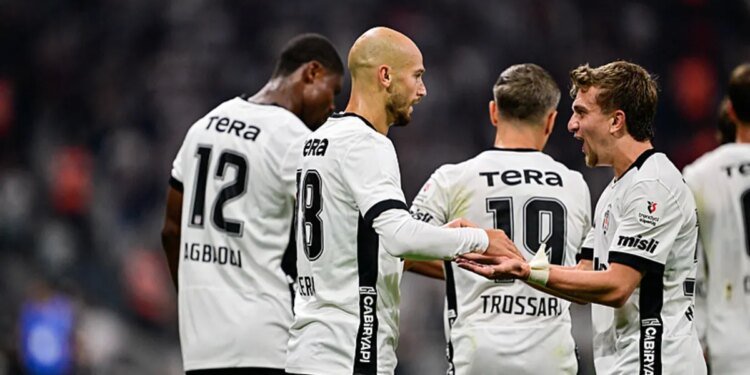 Beşiktaş evinde Eyüpspor’u mağlup etti! (İŞTE MAÇIN ÖZETİ)