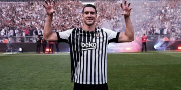 Beşiktaş UEFA kadrosunu güncelledi! Dusan Vlahovic…