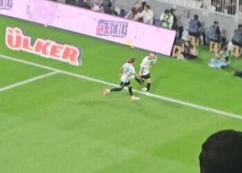 Beşiktaş’ta Vaclav Cerny’den tribünlere yine tepki!