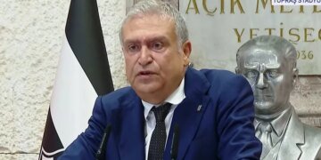 Beşiktaş’tan MHK’ye flaş çağrı! “Görevini bırakmaya davet ediyorum”